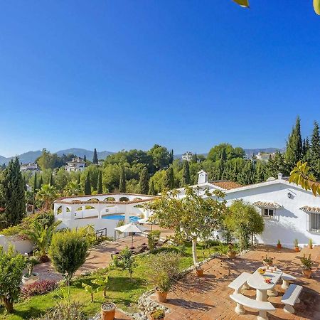 Private Heated Pool, Jacuzzi & 1225M2 Garden In Villa Cipreses Frigiliana Bagian luar foto