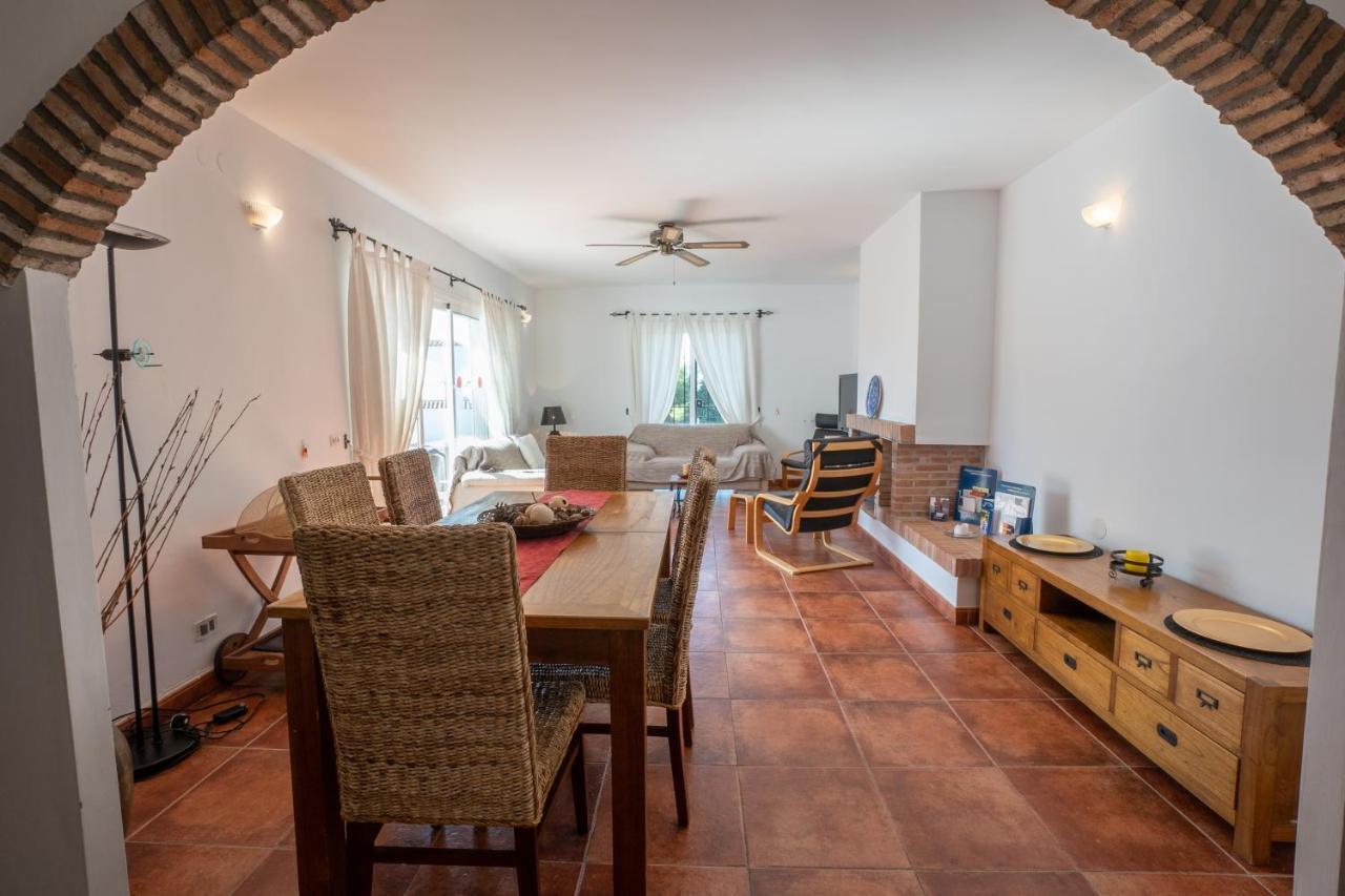 Private Heated Pool, Jacuzzi & 1225M2 Garden In Villa Cipreses Frigiliana Bagian luar foto
