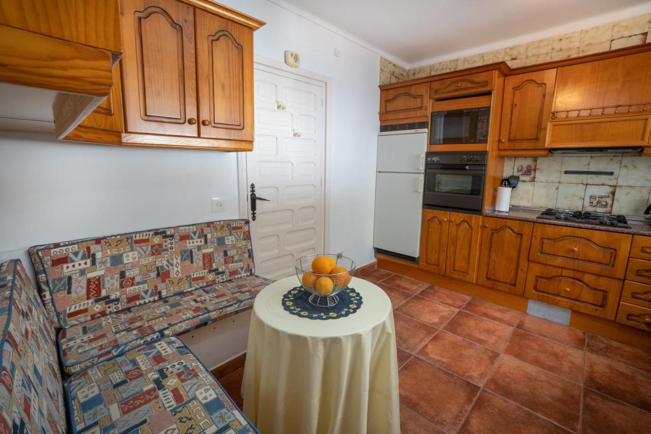 Private Heated Pool, Jacuzzi & 1225M2 Garden In Villa Cipreses Frigiliana Bagian luar foto